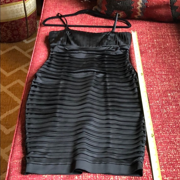 Calvin Klein size 4 cocktail dress - Picture 5 of 6